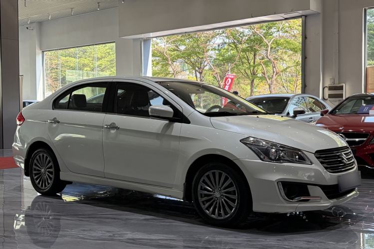 Used Suzuki Alivio 2015 1.6L Automatic Enjoyment Model
