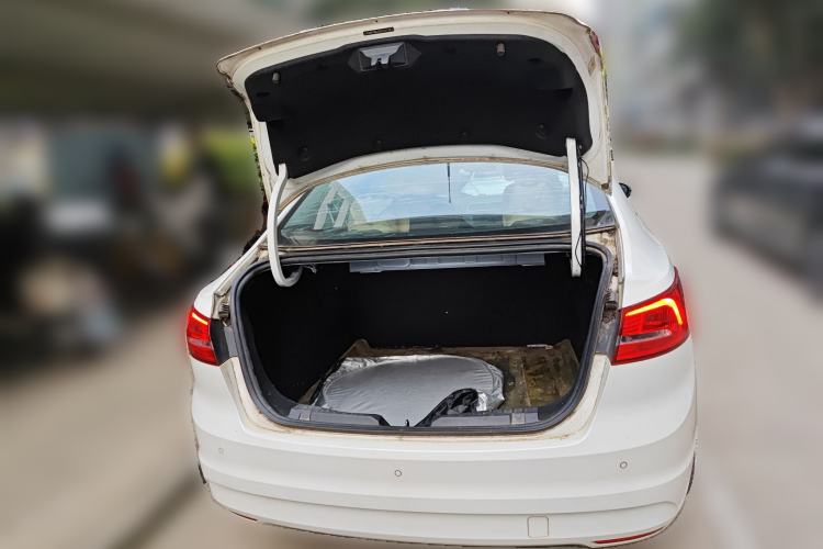 Used Ford Escort 2015 1.5L Manual Comfort Model
