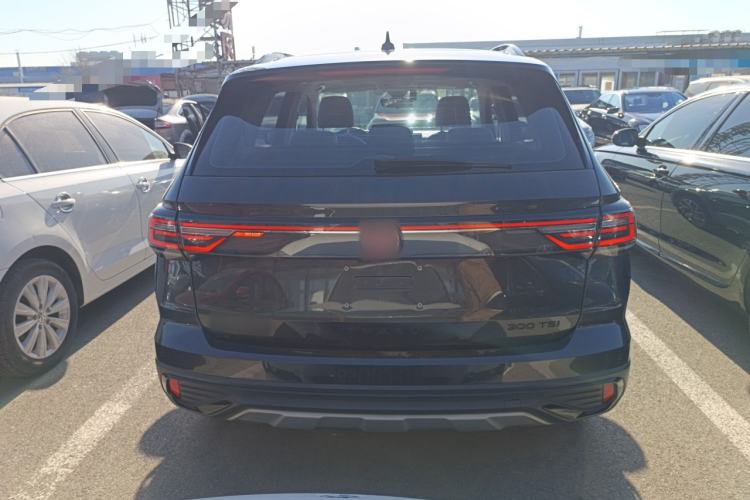 Used Volkswagen Tharu 2023 300TSI Two-Wheel-Drive Full Moon Edition