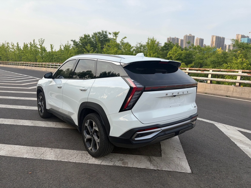 Geely Auto FX11 2023 1.5TD DCT Prestige Edition — снимка 5