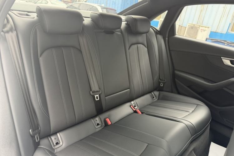 Used Audi A4L 2024 40 TFSI Luxury Dynamic Edition