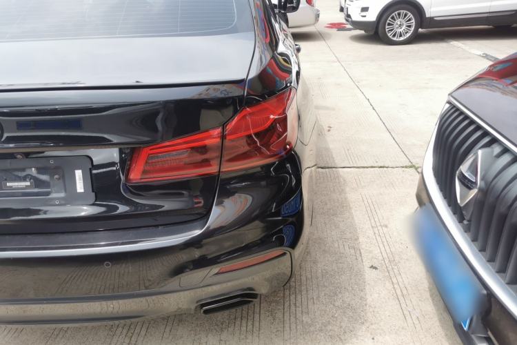 Used BMW 5 Series 2019 530Li Leading Model M Sport Package Right Rear Taillight