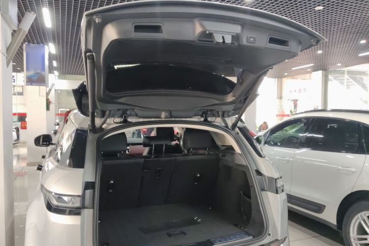 Used Land Rover Range Evoque 2023 Aurora L 249 PS Luxury Edition
