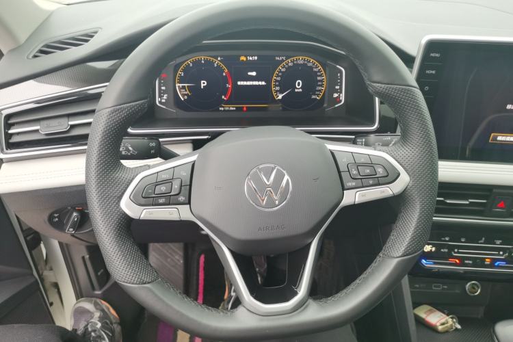 Used Volkswagen Tiguan L 2024 300TSI Automatic Two-Wheel Drive Smart Edition Steering Wheel