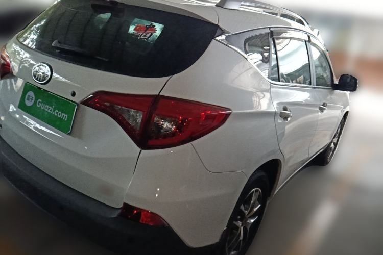 Used BYD Song 2017 Gaishe Upgrade Edition 1.5TID Automatic Elite Model
