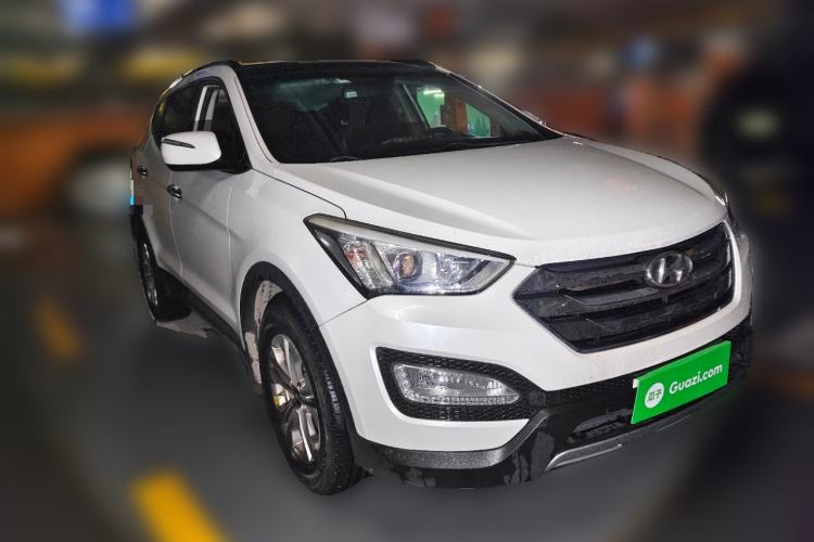 Used Hyundai Santa Fe 2013 2.4L Automatic Two-Wheel Drive Smart Version