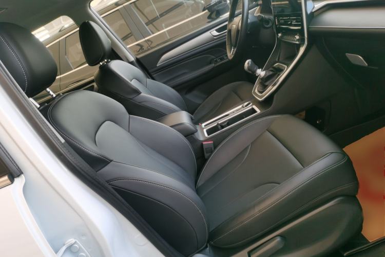 Used Haval M6 2021 PLUS 1.5T Manual Luxury Smart Connectivity Model