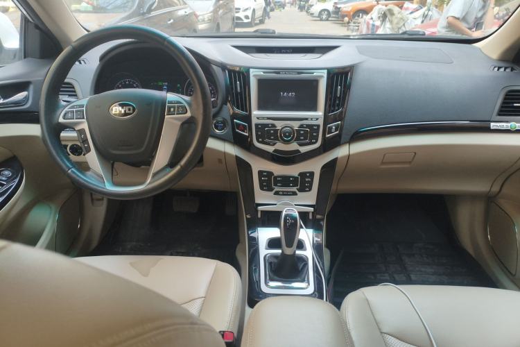 Used BYD e5 2017 300 Prestige Edition