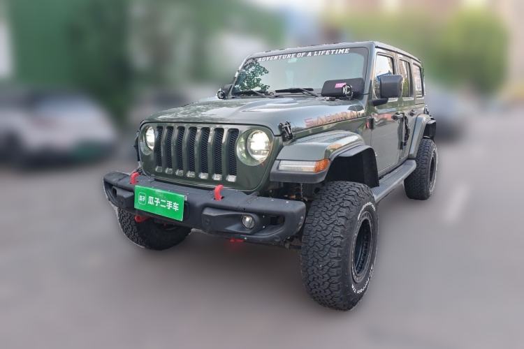 Used Jeep Wrangler 2019 2.0T Sahara Four-Door Version China VI Emission Standard