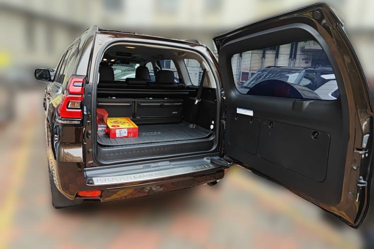 Used Toyota Prado 2018 3.5L Automatic VX NAVI with Rear-Mounted Spare Tire