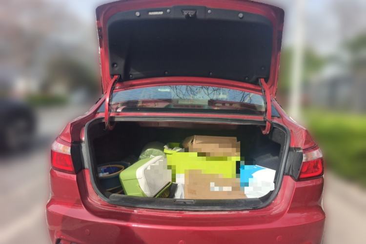 Used CHANGAN Alsvin V7 2015 1.6L Automatic Enjoyment Model China IV Standard Trunk