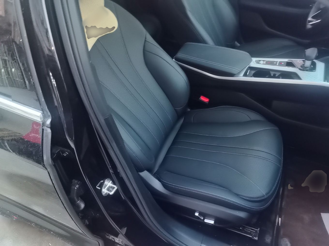 Geely Auto Preface 2025 Dongfang Yao 1.5TD Kunlun Edition — снимка 19