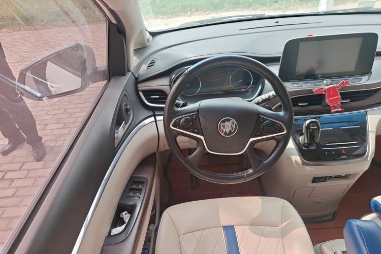 Used Buick GL8 2020 Land Cruiser Executive Class 652T Comfort Model