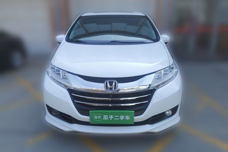 Used Honda Odyssey 2015 Revised Version 2.4L Supreme Edition