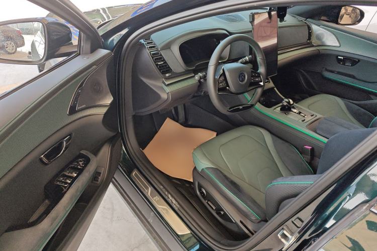 Used BYD Han 2022 EV 610 km All-Wheel-Drive Qianshan Cui Limited Edition
