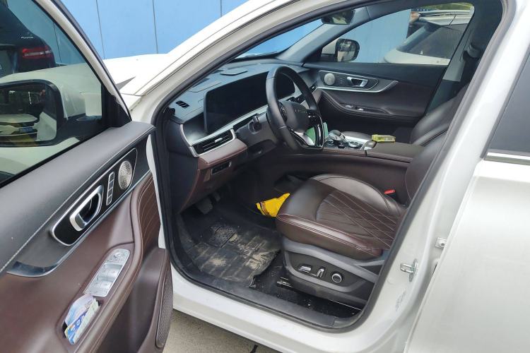 Used Chery Tiggo 8 PRO 2024 Champion Edition 390T Two-Wheel Drive Peak Version 5 Seats
