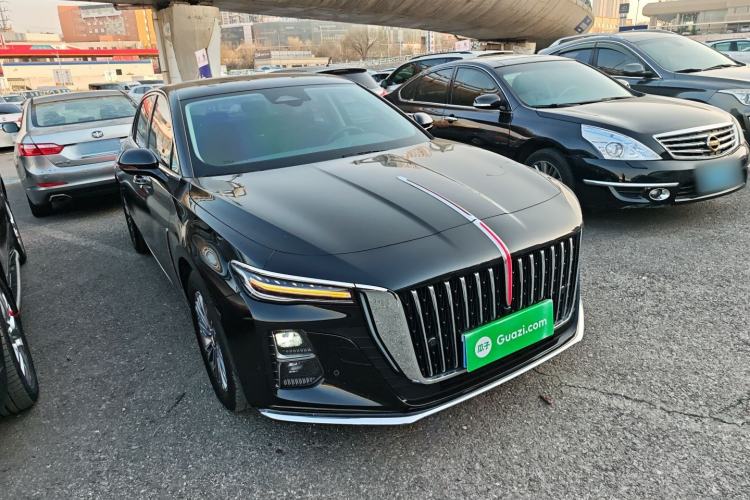 Used Hongqi H5 2023 2.0T Automatic Smart Connect Flagship Edition Front Right 45 Deg