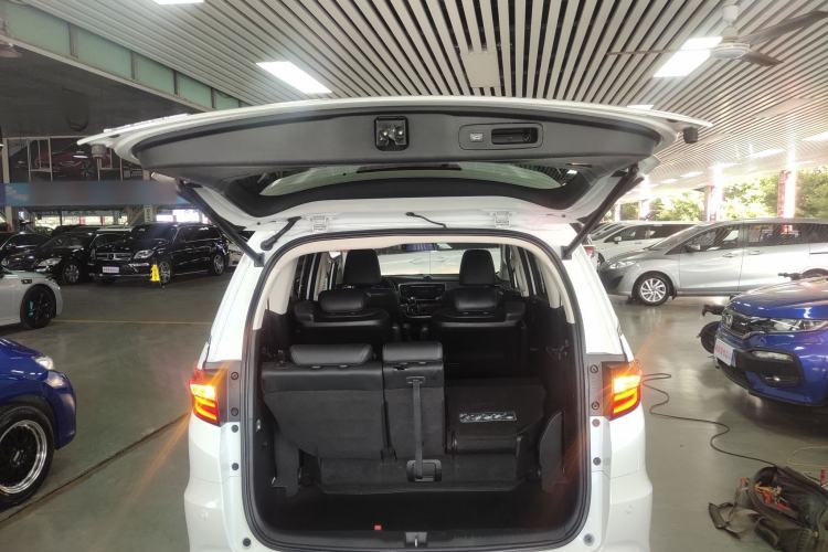 Used Honda Odyssey 2015 Updated Version 2.4L Smart Edition
