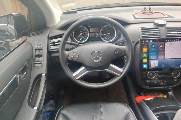 Used Mercedes-Benz R-Class 2017 R 320 4MATIC Business Edition Prestige Model