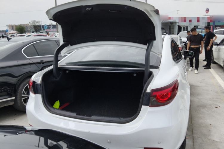 Used Mazda Atenza 2018 2.0L Blue Sky Luxury Edition China VI Standard
