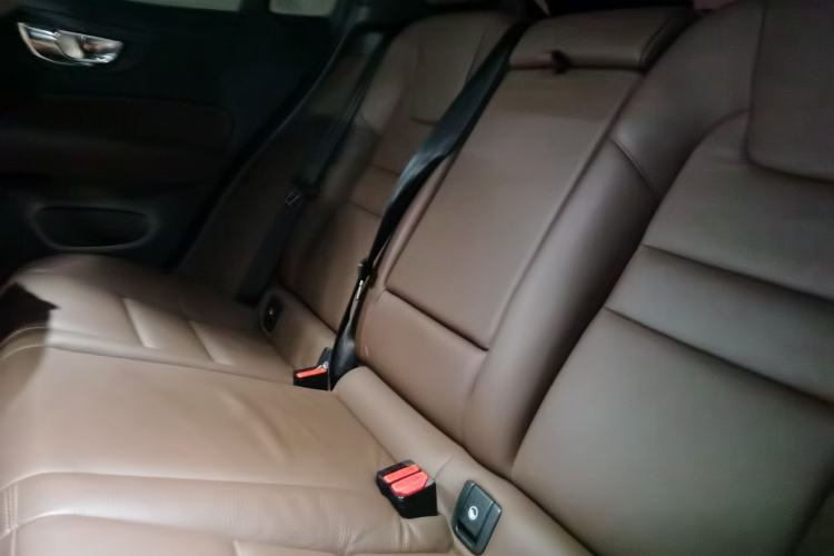 Used Volvo S60 2023 B4 Zhiyi Luxury Edition