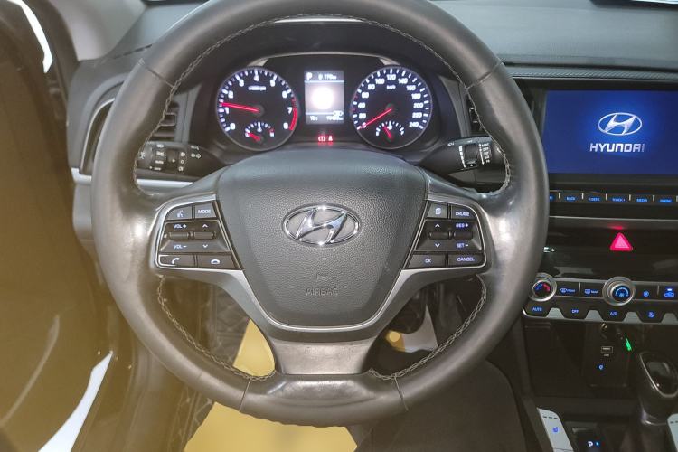 Used Hyundai Elantra (6th Generation / Lingdong) 2019 1.5L CVT Smart & Luxurious Trim Steering Wheel