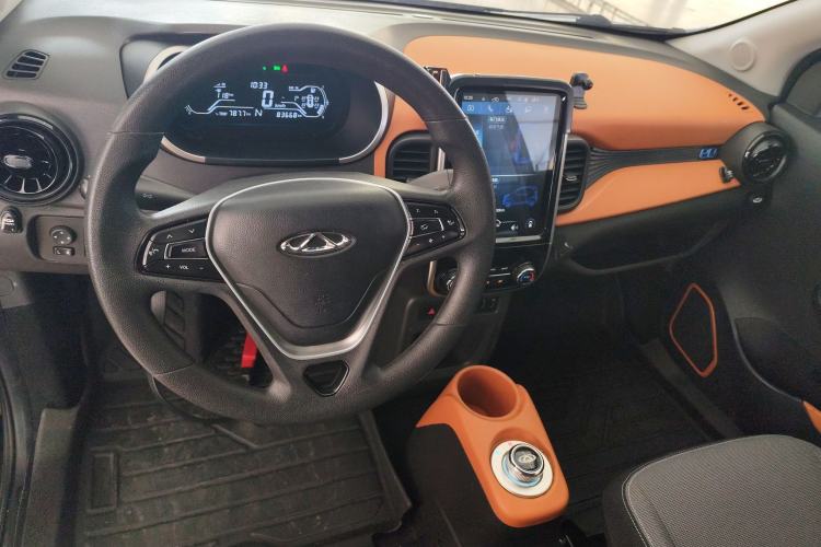 Used Chery Little Ant 2018 400 4-Seater Smart Edition Center Console