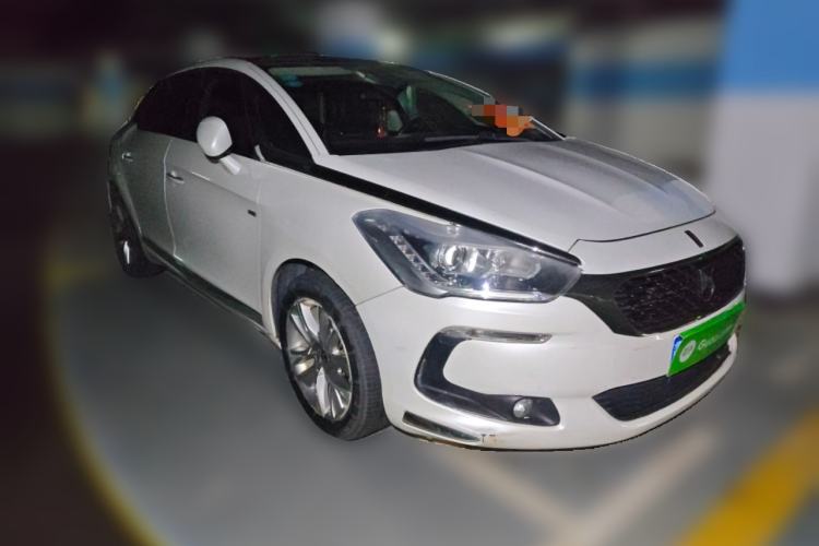 Used DS 5 2015 1.6T Luxury Edition THP160
