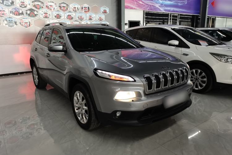 Used Jeep Cherokee 2014 2.4L Luxury Edition