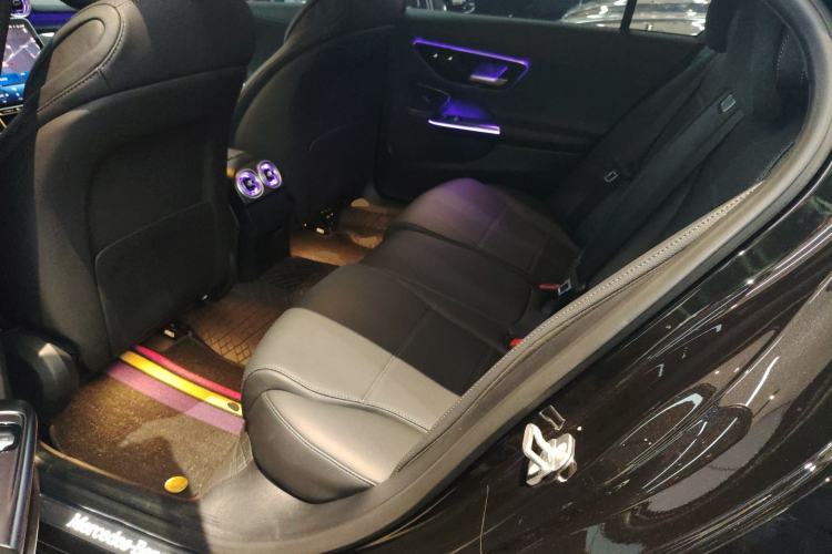 Used Mercedes-Benz C-Class 2025-Year Facelift C 260 L Left Rear Seat