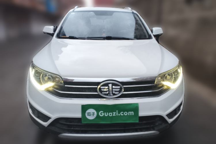 Used FAW Senya R7 2016 1.6L Manual Luxury Version Front