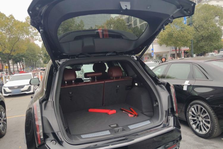 Used Cadillac XT5 2025 2.0T Platinum Edition
