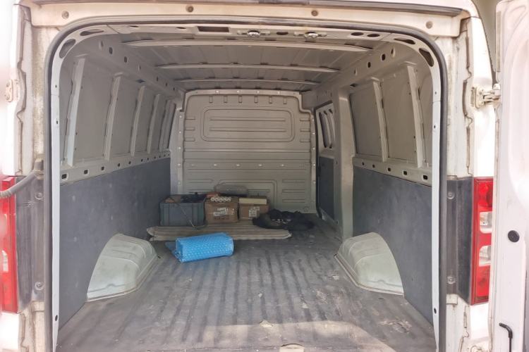 Used Wuling Yangguang 2024 300km Comfort Version with Sealed Windows 60kW