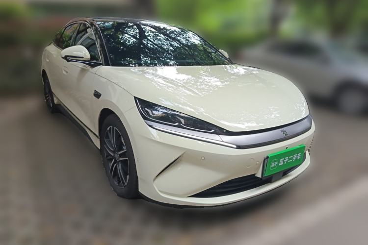 Used BYD Qin L 2025 EV 545KM Cloud Suspension Edition Front Right 45 Deg