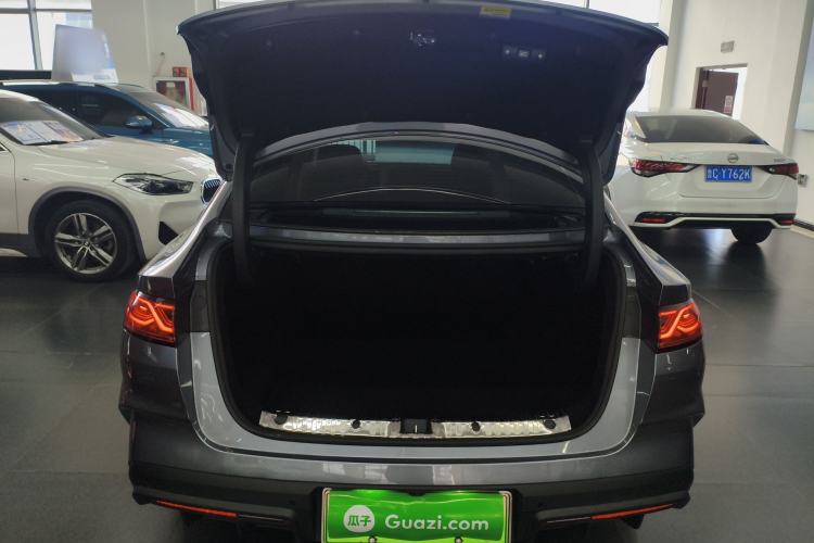 Used BYD Qin L 2024 DM-i 120KM Excellence Model Trunk