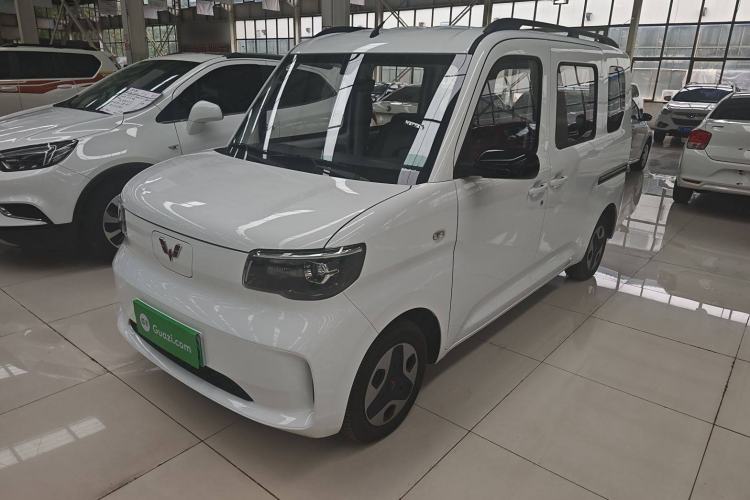 Used Wuling Zhiguang New Energy 2025 Model 305km Ambitious Edition