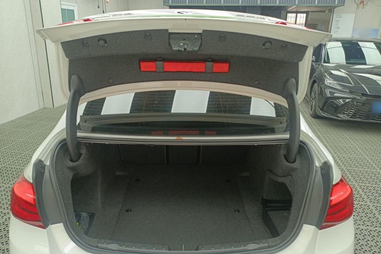 Used BMW 3 Series 2018 320Li Fashion Model
