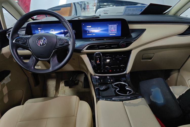 Used Buick GL8 2023 ES Lu Zun Deluxe and Yue Edition Center Console