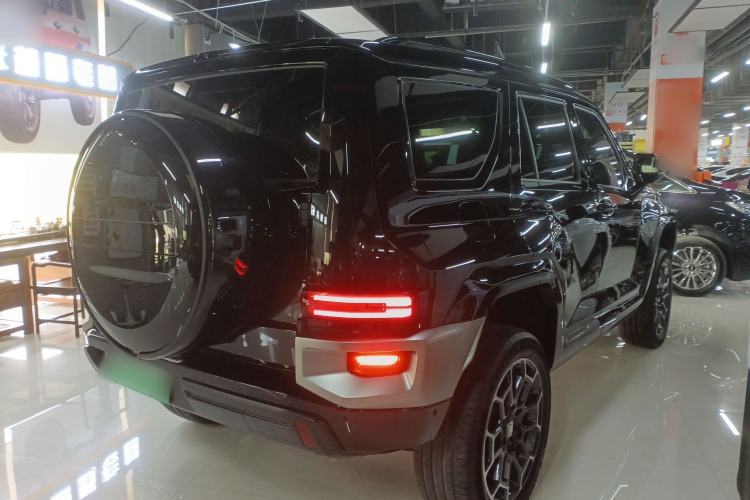 Used Tank 700 New Energy 2024 Hi4-T Extreme Edition Rear Right 45 Deg