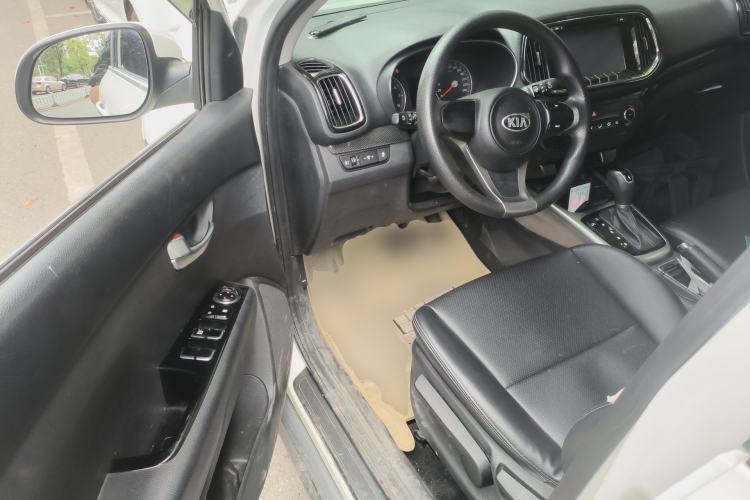 Used Kia KX3 2015 1.6L Automatic Two-Wheel Drive DLX Driver Seat