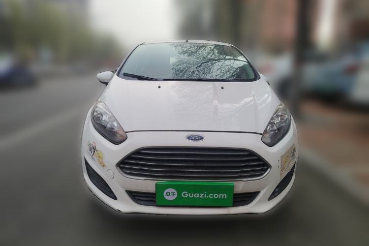 Used Ford Fiesta 2013 Hatchback 1.5L Manual Fashion Edition
