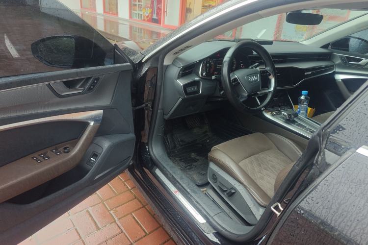 Used Audi A7L 2022 45 TFSI S-line Dream-Building Edition
