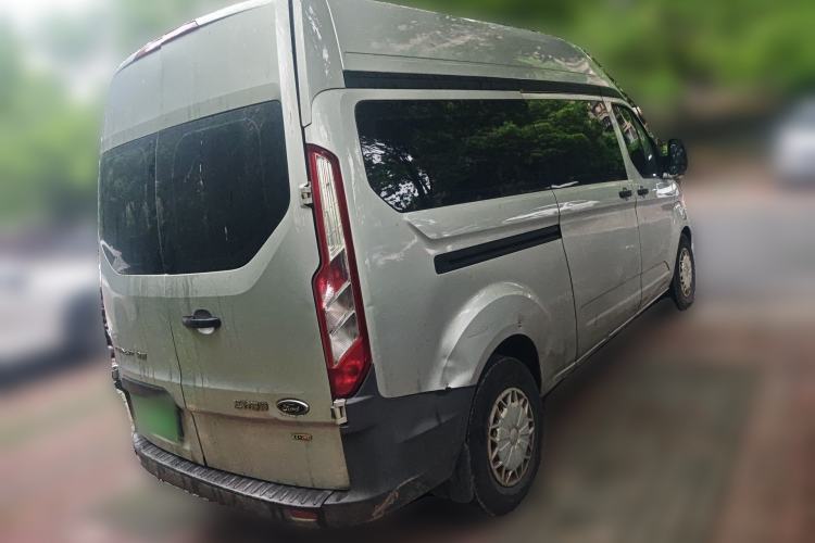 Used Ford Transit 2019 2.0T Diesel Multi-Purpose Commercial Vehicle Mid-Drive Mid-Roof 6-Seater China VI Standard