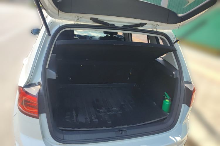 Used Volkswagen Golf Sportsvan 2018 230TSI Automatic Trend Edition Trunk