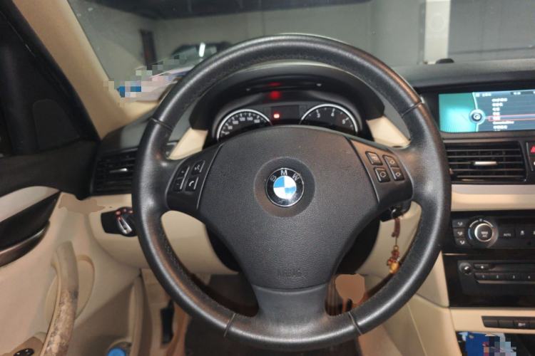 Used BMW X1 2012 sDrive18i Luxury Edition
