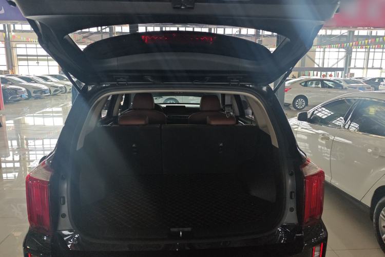 Used Kia Sportage R 2021 Ace 2.0L Splendid Edition Trunk