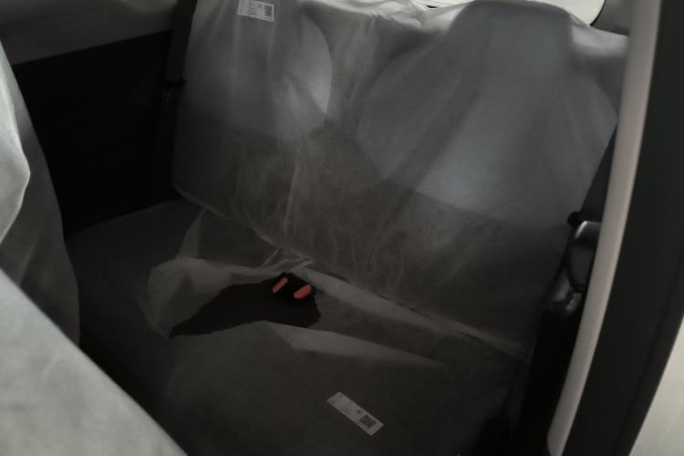 Used Geely Galaxy Panda 2024 Panda Mini 200km Endurance Bear Left Rear Seat