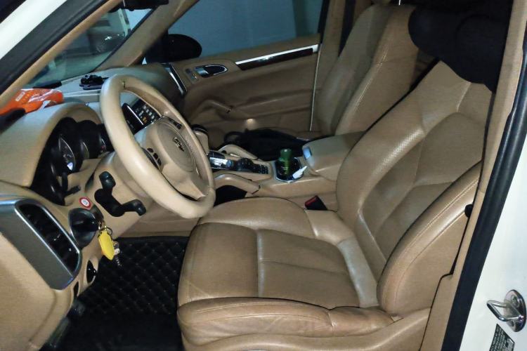 Used Porsche Cayenne 
