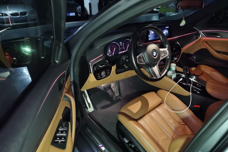 Used BMW 5 Series (Import) 2018 525i M Sport Package