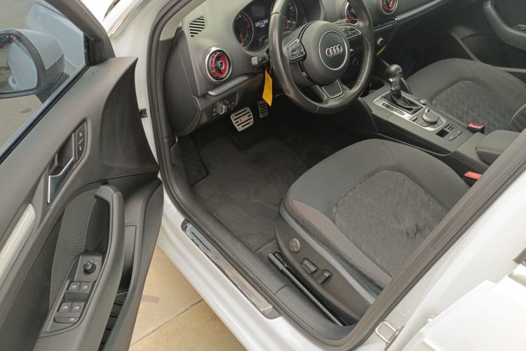 Used Audi A3 2015 Sportback 35 TFSI Millionth Anniversary Intelligent Leading Model
